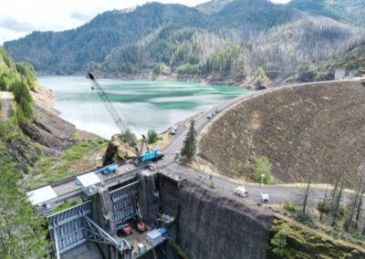 Cougar Dam Spillway Gate 2 Rehabilitation