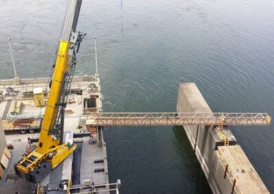 Ice Harbor Dam Spillway Deflector Modifications