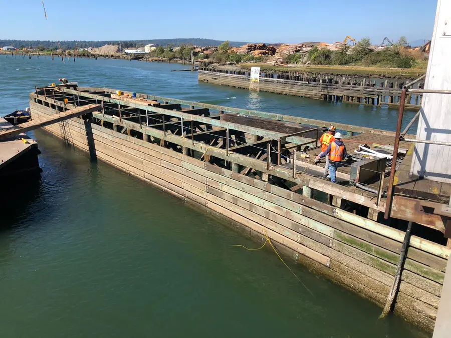 BNSF Bridge 37.0 Fender System Replacement