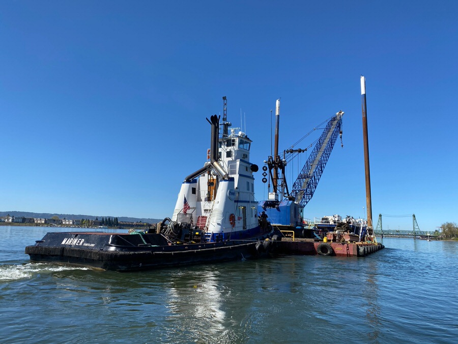 Vehicle Recovery – Columbia River