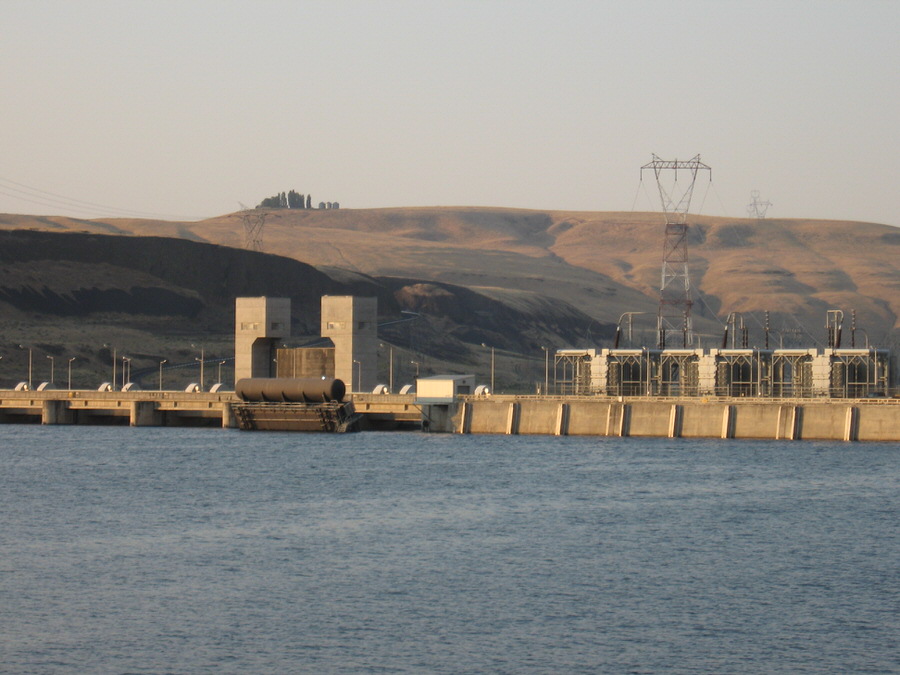 Lower Monumental Dam Removable Spillway Weir