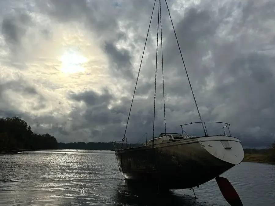 DMI Dive Salvage Support
